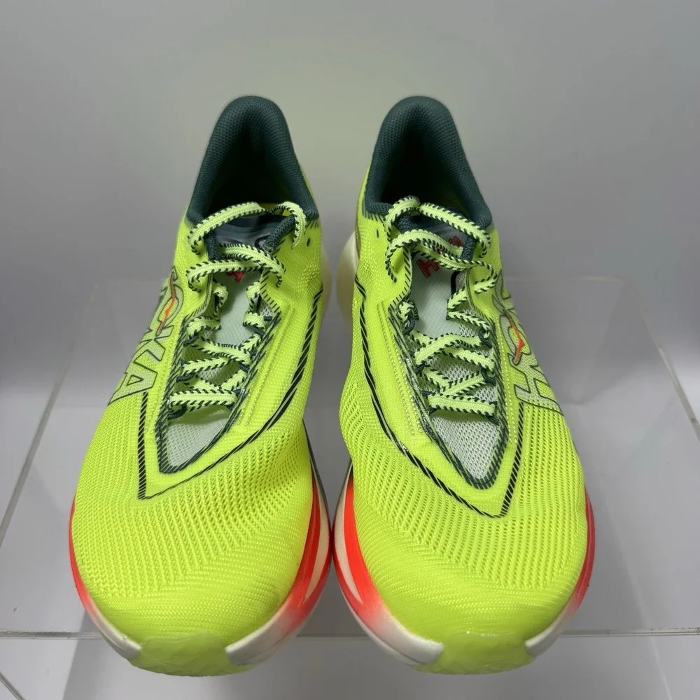 Hoka One One hoka one